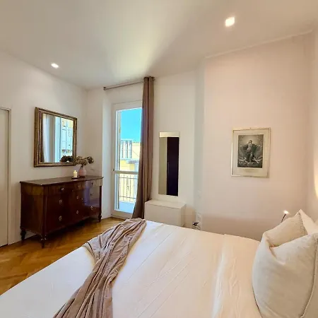 The Sanctuary Of Light - Historic Center Apartman *