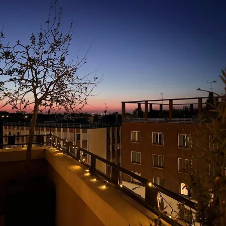 Apartman The Sanctuary Of Light - Historic Center Bologna